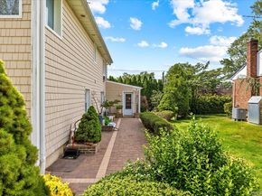 228 Robby Lane, Manhasset Hills NY 11040