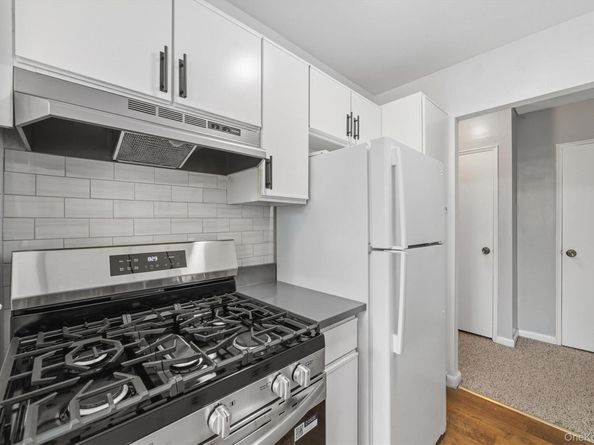 5 Sadore Lane H3, Yonkers NY 10710