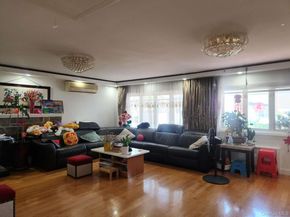 199-36 24th Avenue, Whitestone NY 11357