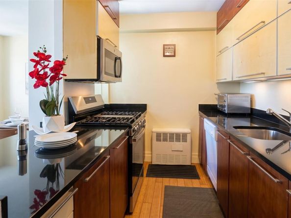 1065 Vermont Street 4H, Brooklyn NY 11207