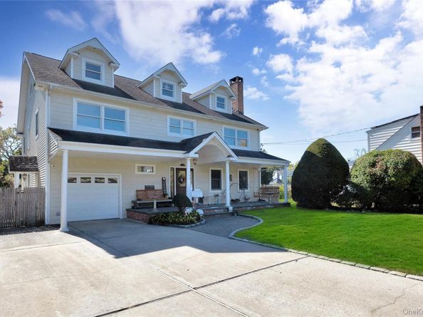142 Cedar Street, Amityville NY 11701