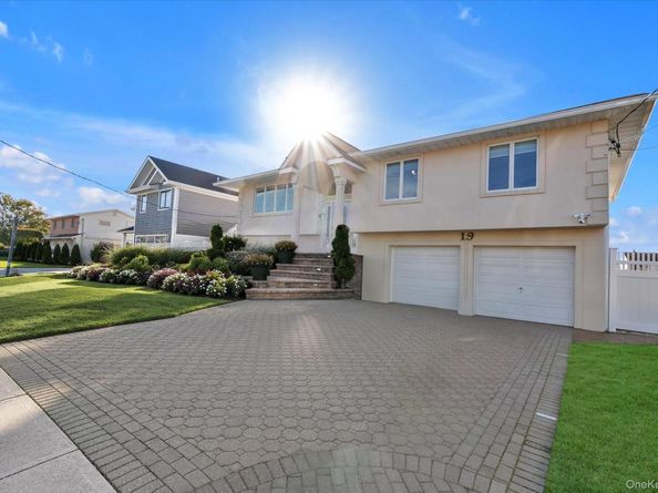19 Anchor Drive, Massapequa NY 11758