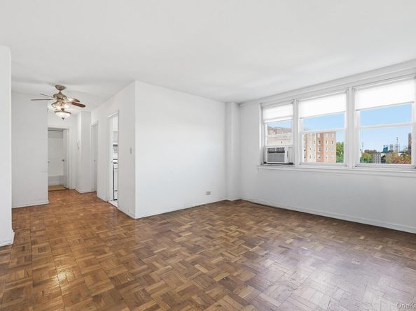 25 Knolls Crescent 9F, Bronx NY 10463