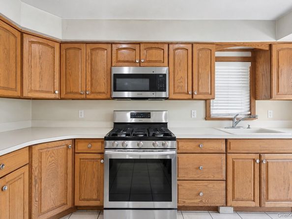 35 Rintin Street, Franklin Square NY 11010