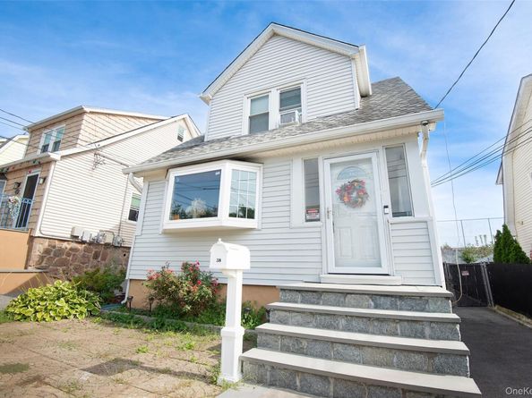 38 Emmett Terrace, New Rochelle NY 10805