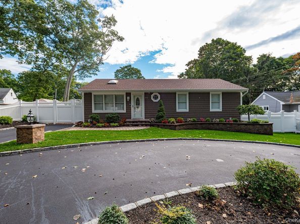 23 Jupiter Road, Rocky Point NY 11778