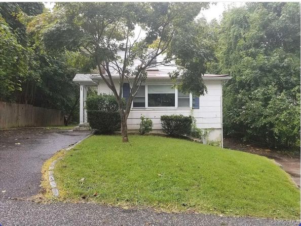 62 Satinwood Road, Rocky Point NY 11778