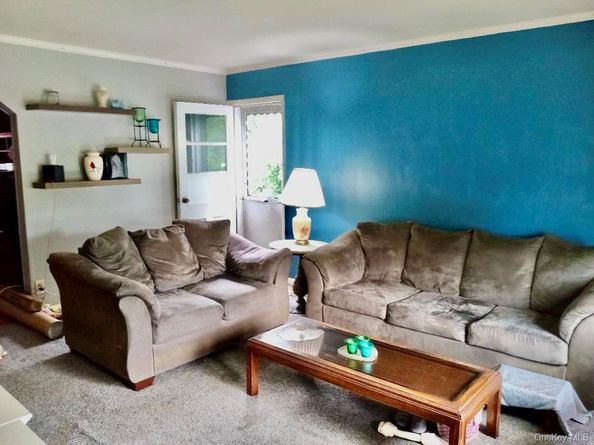 1207 Slabey Avenue, Valley Stream NY 11580