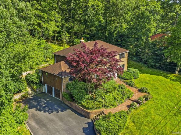 94 Bagatelle Road, Dix Hills NY 11746