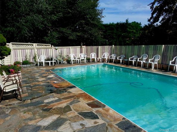 30 Dalewood Drive, Hartsdale NY 10530