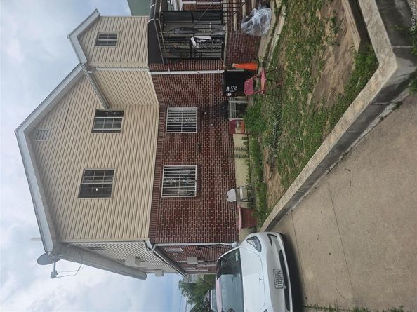 5742 159th Street, Fresh Meadows NY 11365
