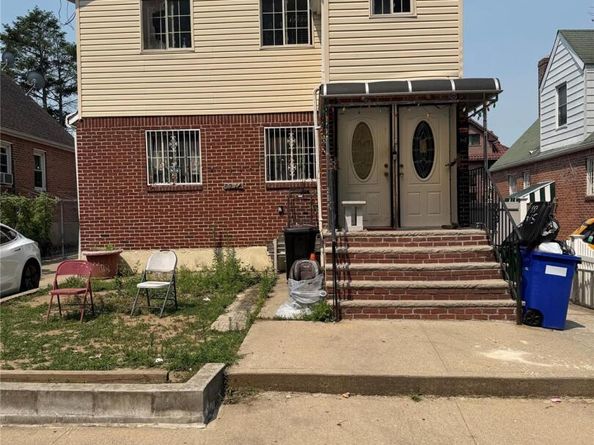 5742 159th Street, Fresh Meadows NY 11365