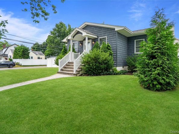 2978 Grand Boulevard, Baldwin NY 11510