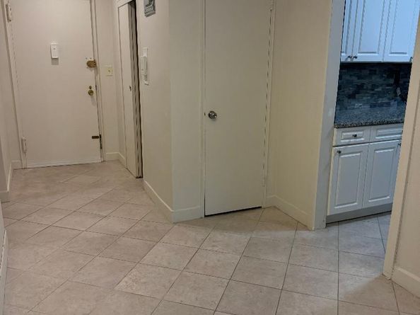 153-25 88th Street 1N, Howard Beach NY 11414