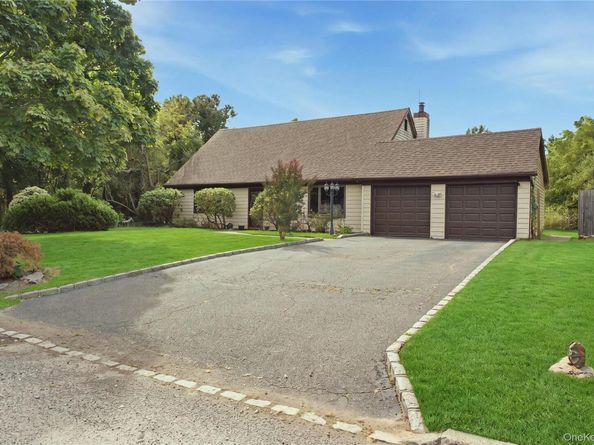 8 Imperial Drive, Miller Place NY 11764