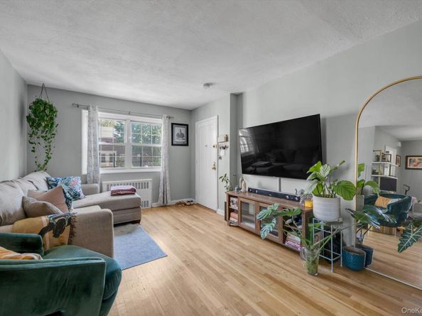 69-23 213 Street A, Bayside NY 11364
