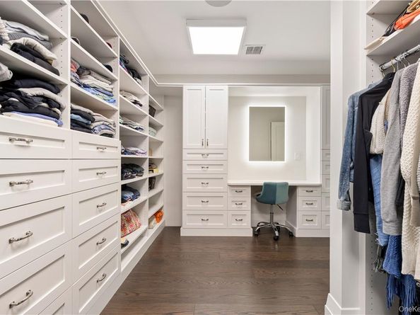 622 W 256th Street, Bronx NY 10471