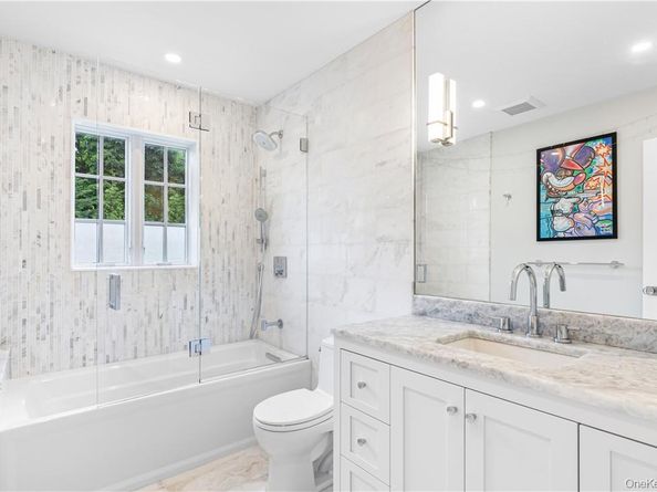 622 W 256th Street, Bronx NY 10471