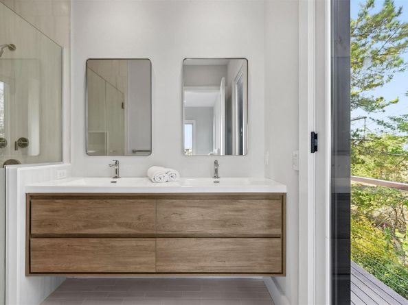 218 Dune Road, Westhampton Beach NY 11978