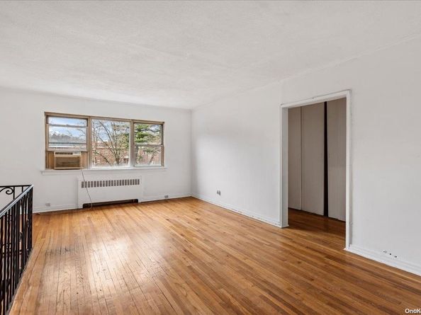 87-24 Marengo Street 2B, Holliswood NY 11423