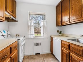 87-24 Marengo Street 2B, Holliswood NY 11423