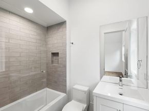 5 White Oak Lane, Southampton NY 11968
