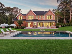 5 White Oak Lane, Southampton NY 11968