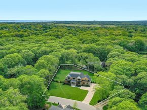 5 White Oak Lane, Southampton NY 11968