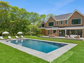 5 White Oak Lane, Southampton NY 11968