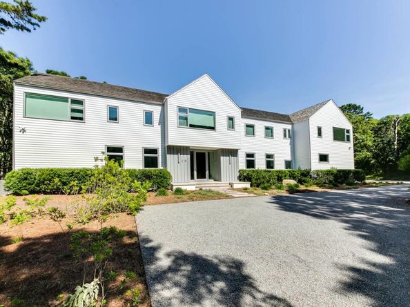 19 Quarty Circle, East Hampton NY 11937