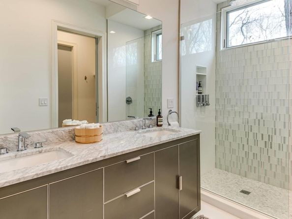 19 Quarty Circle, East Hampton NY 11937