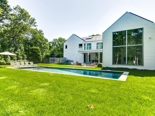 19 Quarty Circle, East Hampton NY 11937
