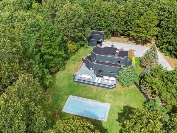 707 Pleasure Drive, Flanders NY 11901