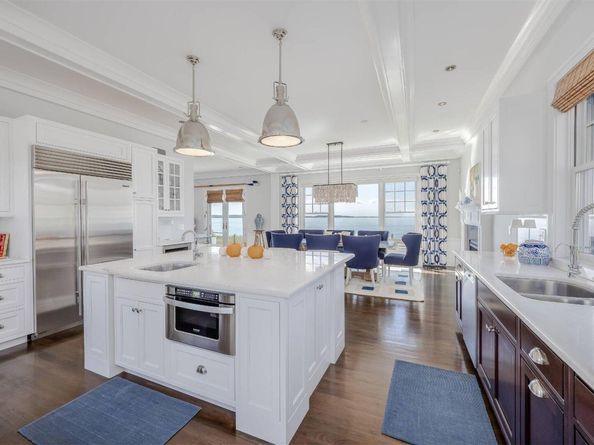 70 Peconic Avenue, Shelter Island NY 11964