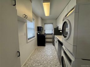 242-05 61 Avenue F13 Lower, Little Neck NY 11362