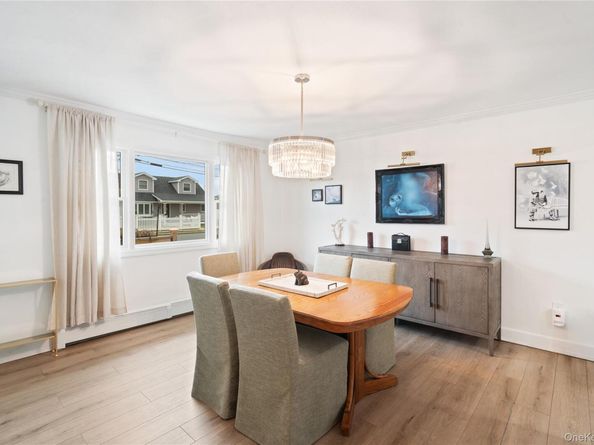 2552 Woodland Avenue, Wantagh NY 11793