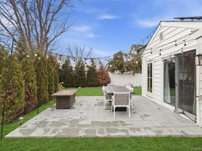 2552 Woodland Avenue, Wantagh NY 11793