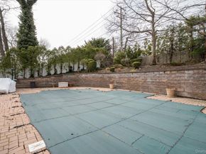 60 Ridge Drive, Plainview NY 11803