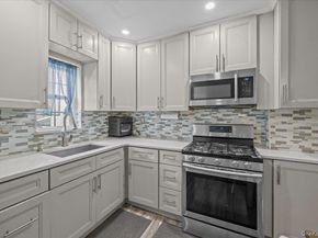 122-18 115th Avenue, South Ozone Park NY 11420