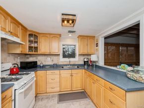 14 E Landing Road, Hampton Bays NY 11946