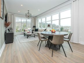 100 Garvies Point Road 1116, Glen Cove NY 11542