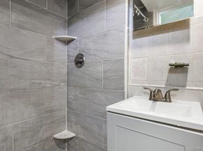 3241 Colden Avenue, Bronx NY 10469