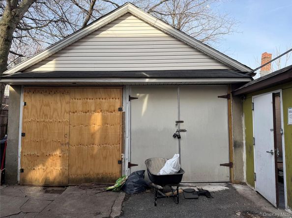 49-04 69th Street, Woodside NY 11377