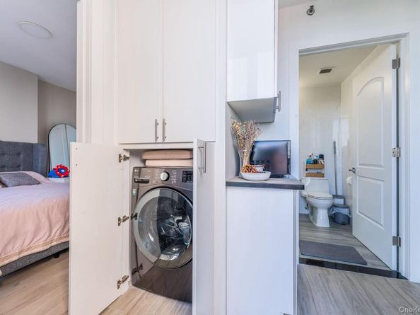 144-27 Sanford Avenue 8O, Flushing NY 11355