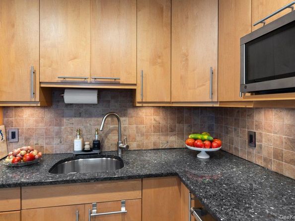 902 Dean Avenue, Bronx NY 10465