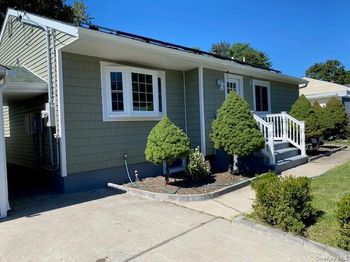 154 Charter Oaks