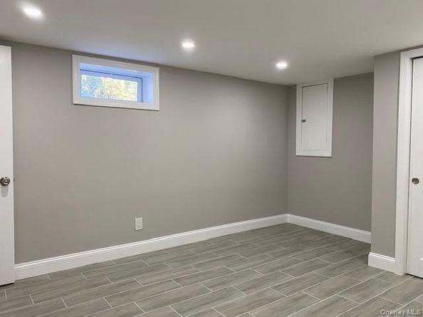 154 Charter Oaks, Brentwood NY 11717