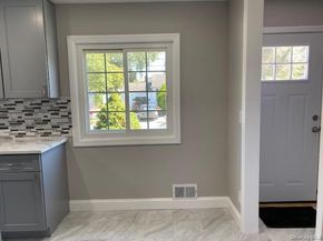 154 Charter Oaks, Brentwood NY 11717