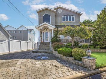 3664 Somerset Drive