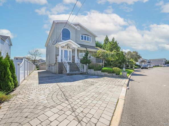 3664 Somerset Drive, Seaford NY 11783